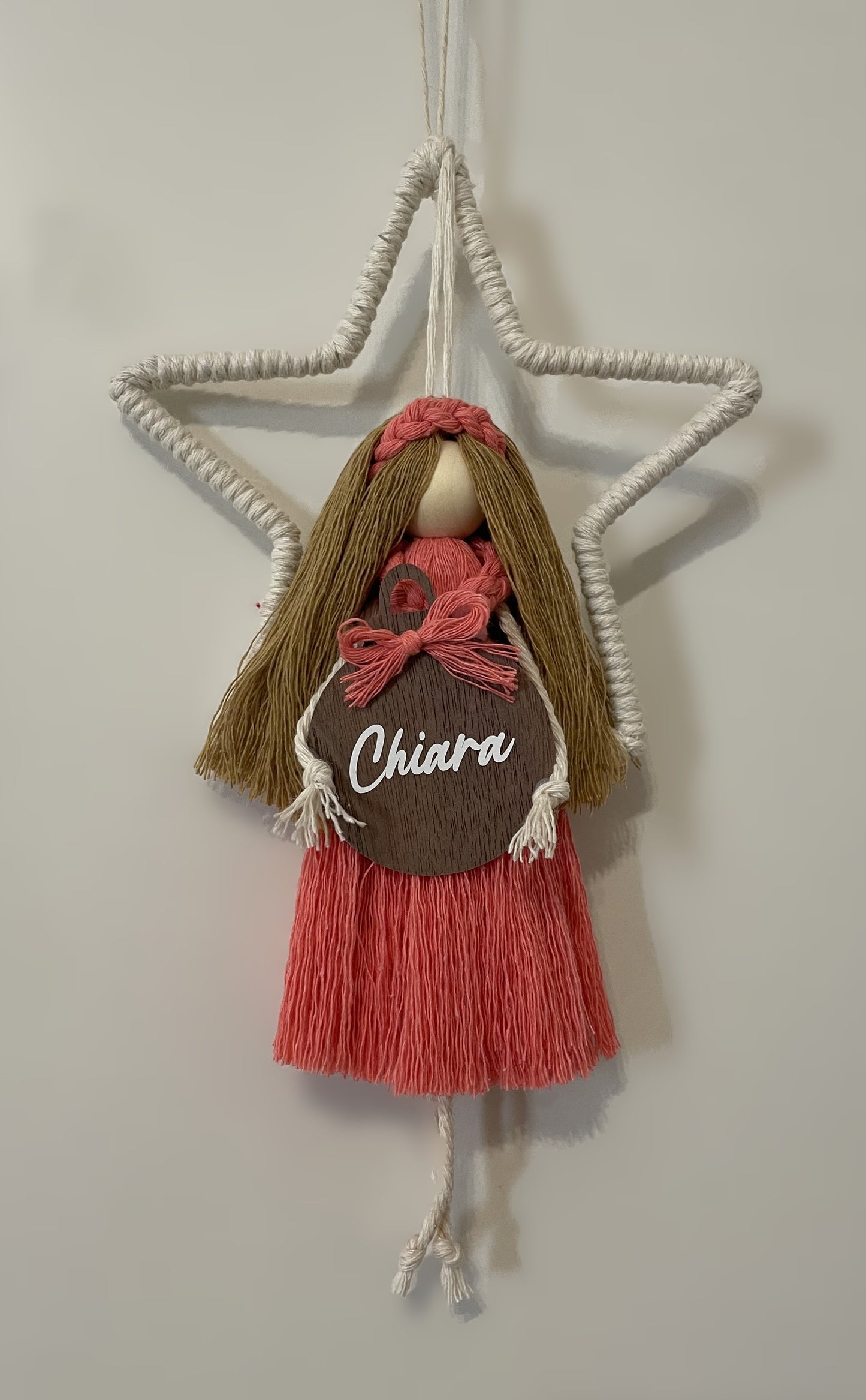 Macramé doll with star