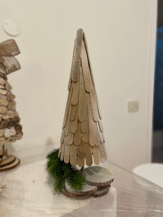 Christmas tree decoration with shovels